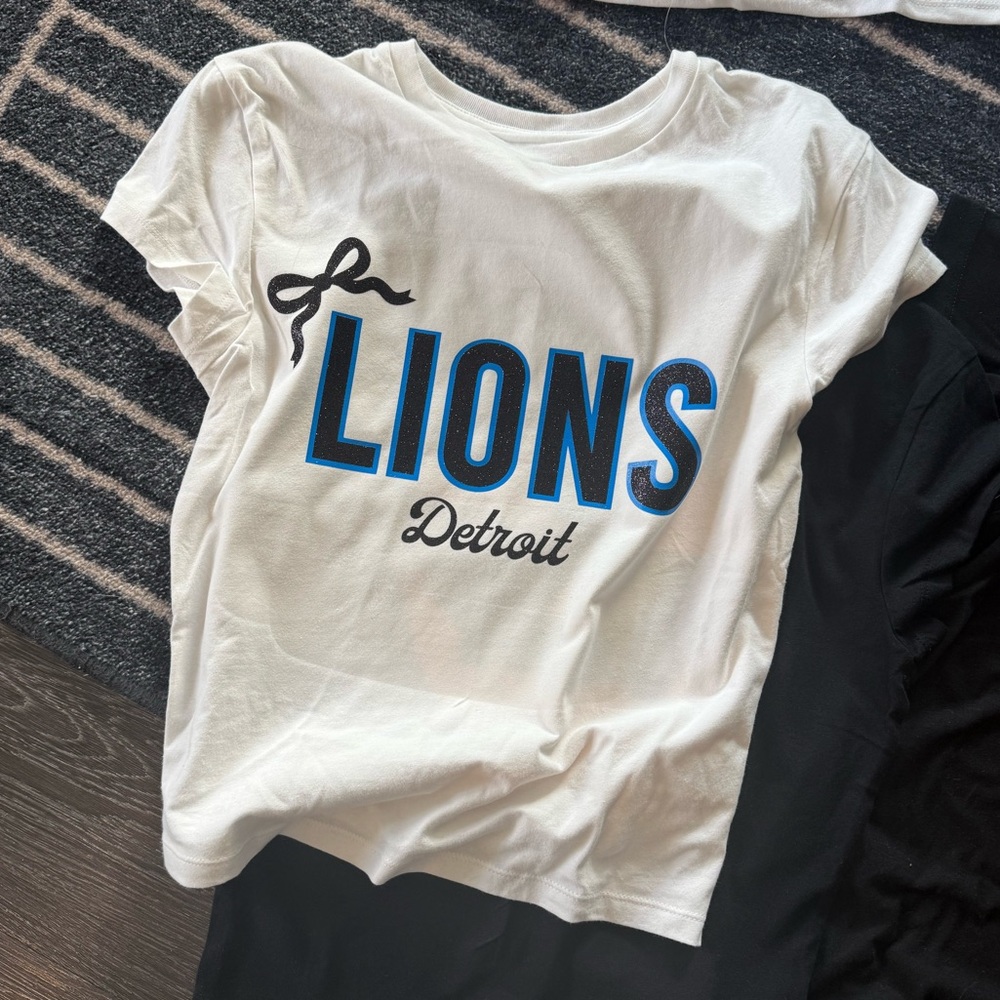 White Detroit Lions T-Shirt